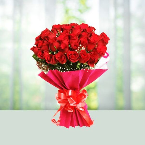 True Charmer For Birthday & Anniversary Iris Florists mangalore