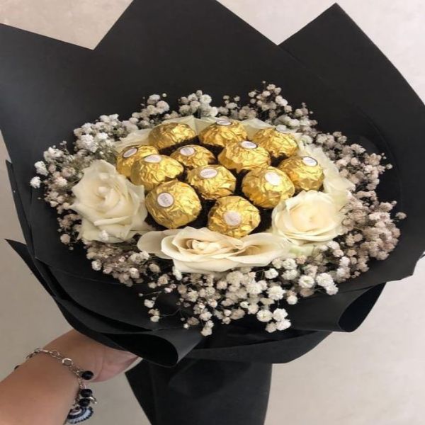 The Ferrero Rocher Bouquet - Iris Florists mangalore online delivery of ...