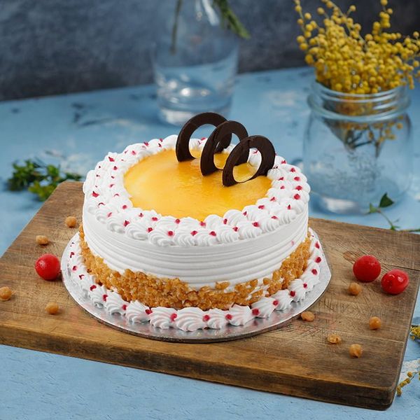 Old Fashioned Butterscotch Cake / Gammeldags Butterscotch Kake |  RecipeReminiscing