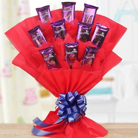 Send Online 7 pink roses 5 kitkat chocolate bouquet Order Delivery |  flowercakengifts